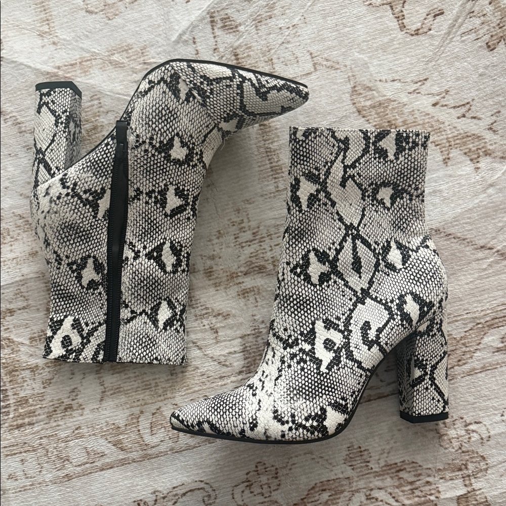 Snakeskin Pattern Ankle Boots